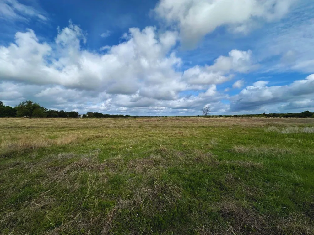 718 E Fm 243 Bertram, TX 78605