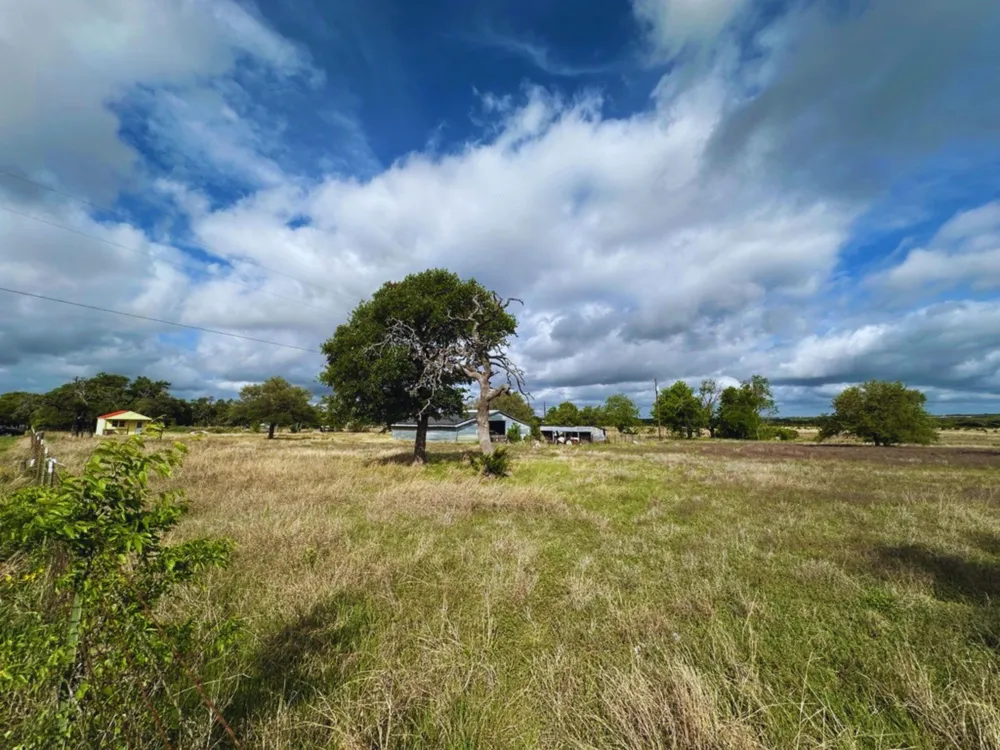 718 E Fm 243 Bertram, TX 78605