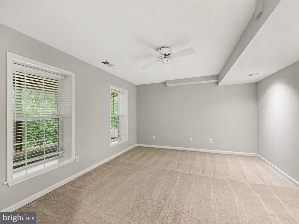 5641 EPPES ISLAND PLACE Manassas, VA 20112
