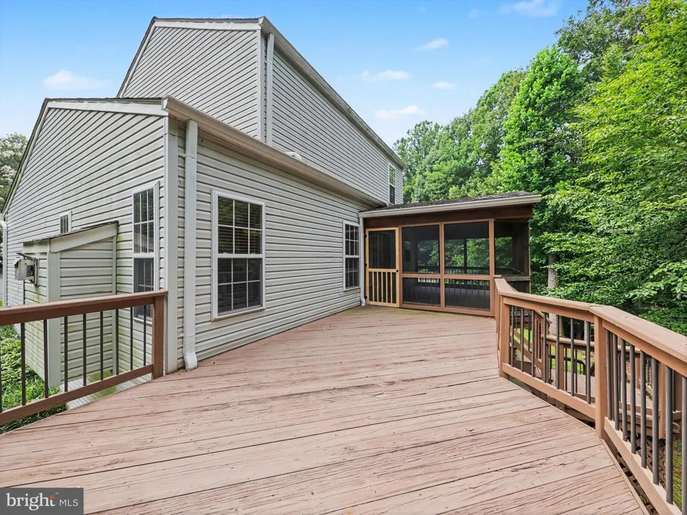 5641 EPPES ISLAND PLACE Manassas, VA 20112