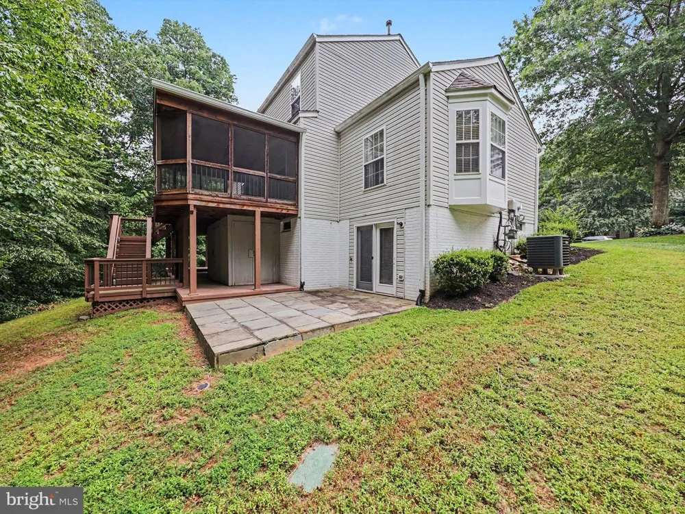 5641 EPPES ISLAND PLACE Manassas, VA 20112