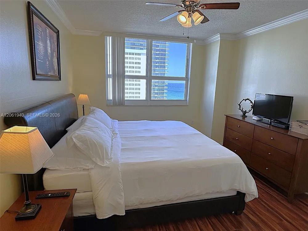 2080 S Ocean Drive #1606 Hallandale Beach, FL 33009