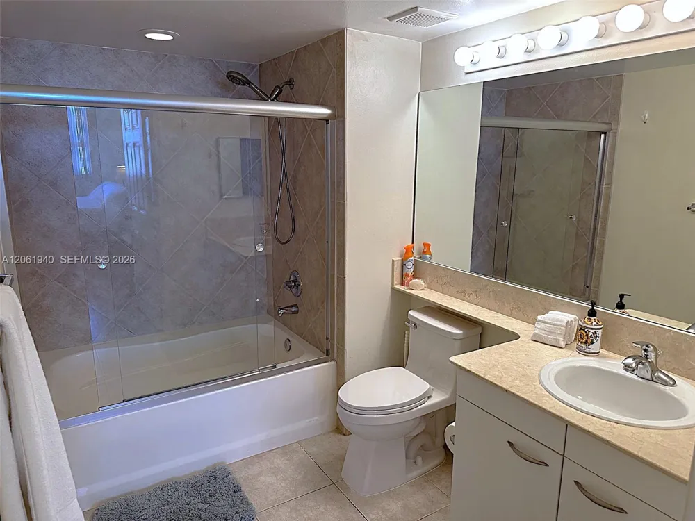 2080 S Ocean Drive #1606 Hallandale Beach, FL 33009