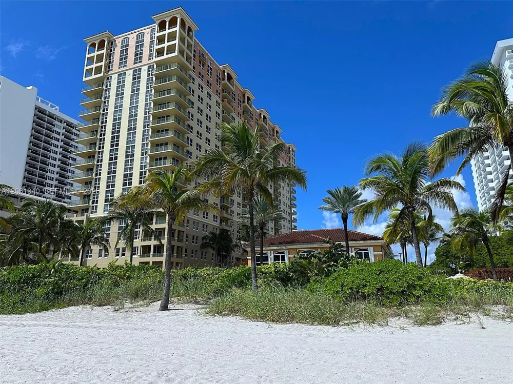 2080 S Ocean Drive #1606 Hallandale Beach, FL 33009