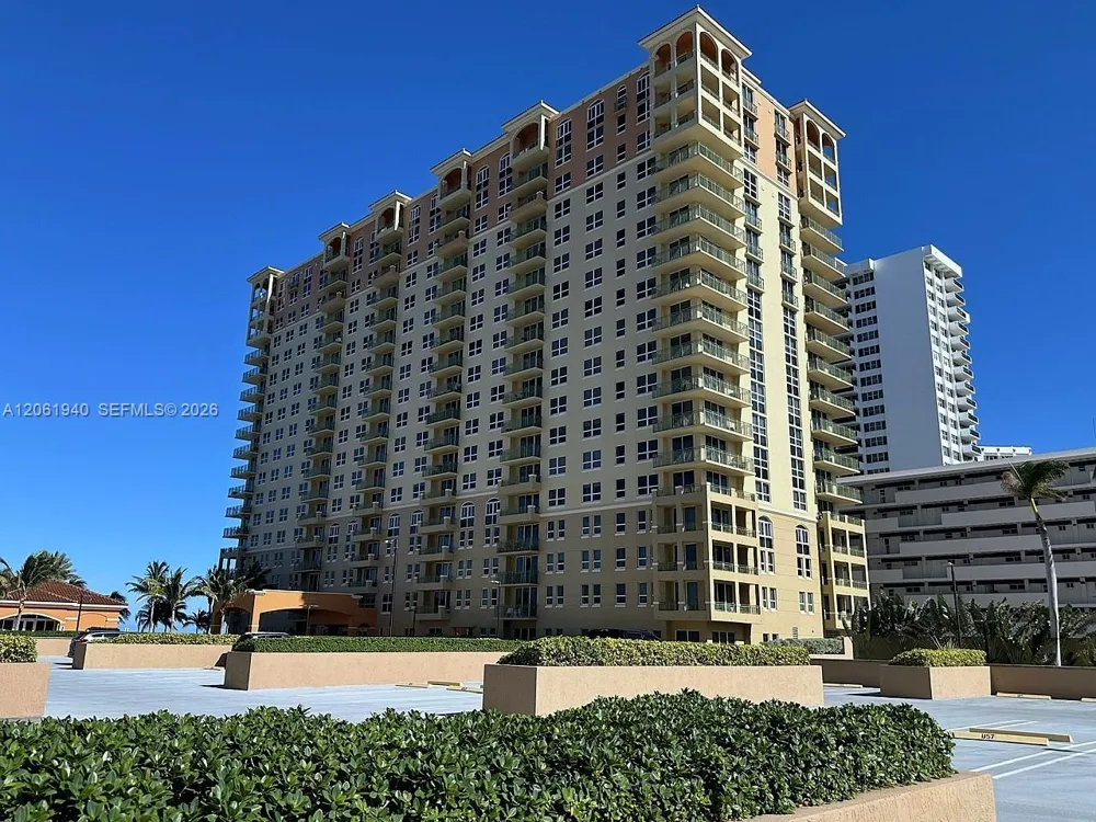 2080 S Ocean Drive #1606 Hallandale Beach, FL 33009