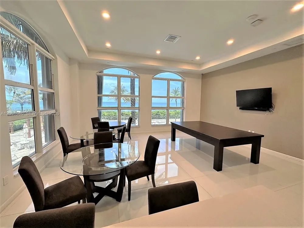 2080 S Ocean Drive #1606 Hallandale Beach, FL 33009