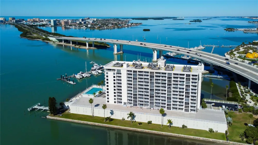 100 PIERCE STREET #305 Clearwater, FL 33756