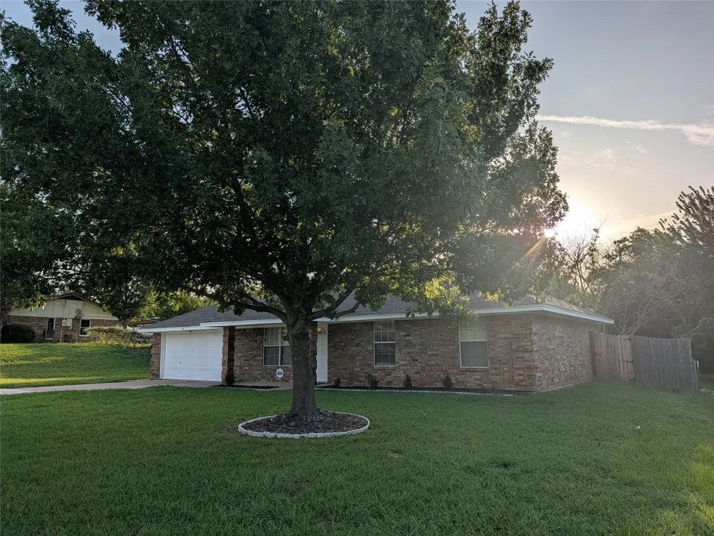 118 Westridge Drive Springtown, TX 76082