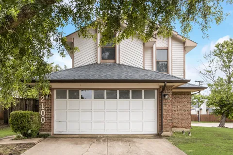 2100 Stradivarius Lane