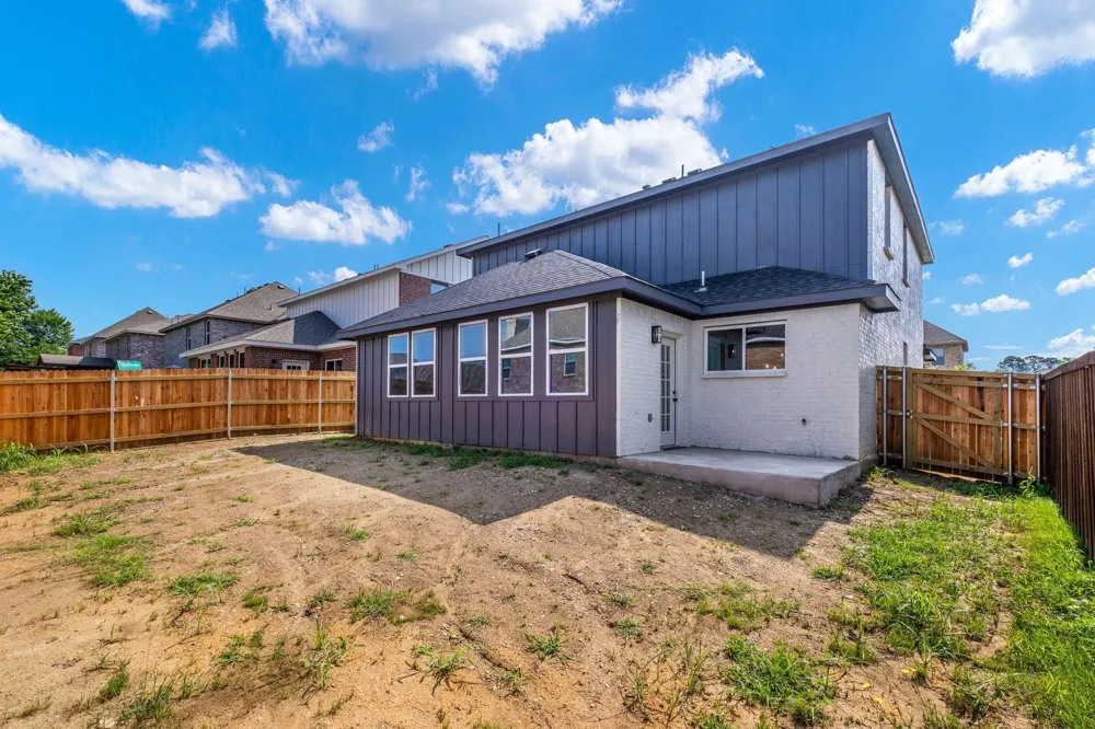 110 Brooks Drive Terrell, TX 75160