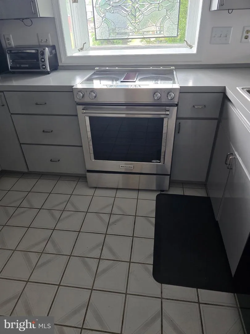 547 S 3RD STREET Lemoyne, PA 17043