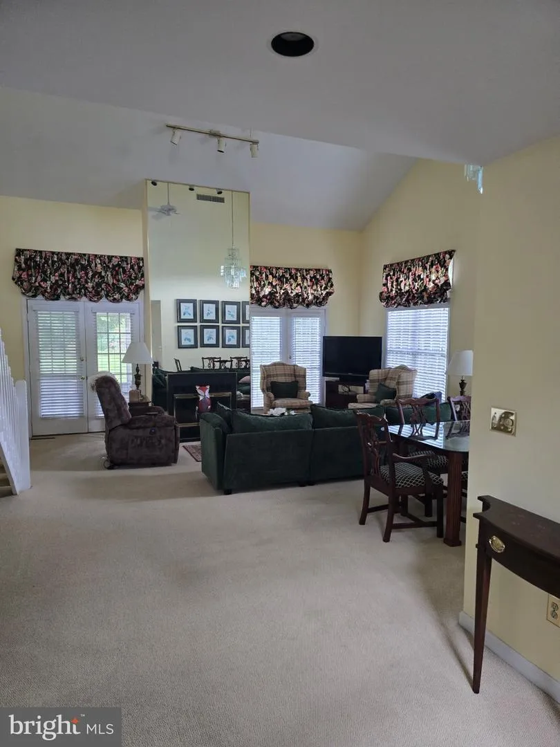 547 S 3RD STREET Lemoyne, PA 17043