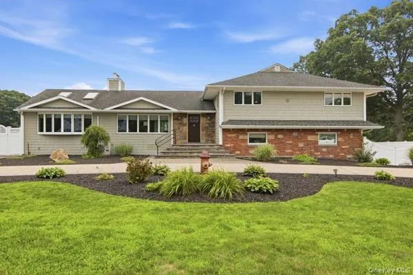 60 Hawthorne Street Selden, NY 11784