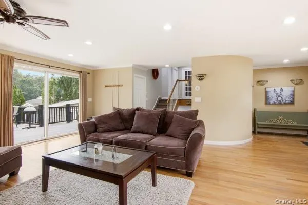 60 Hawthorne Street Selden, NY 11784