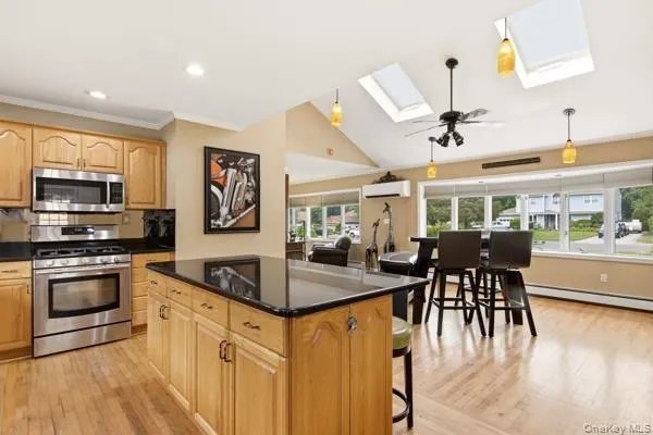 60 Hawthorne Street Selden, NY 11784