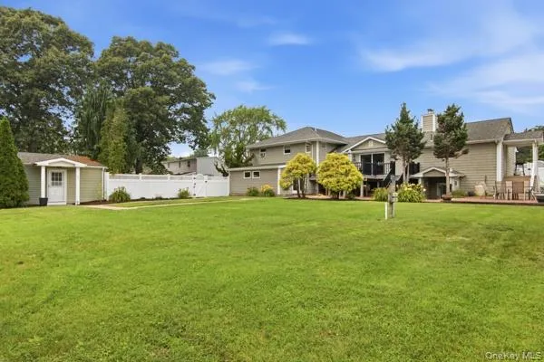 60 Hawthorne Street Selden, NY 11784