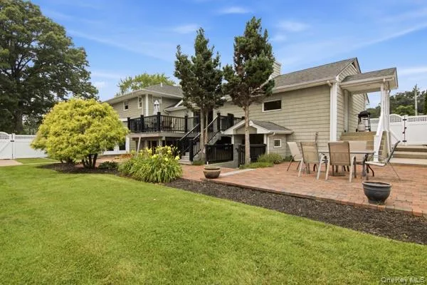 60 Hawthorne Street Selden, NY 11784