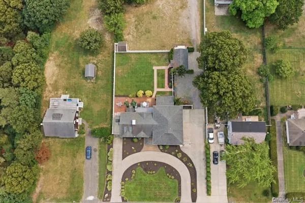 60 Hawthorne Street Selden, NY 11784