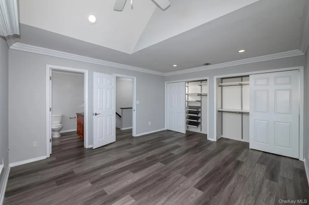 25 Horizon View Drive #25 Farmingville, NY 11738
