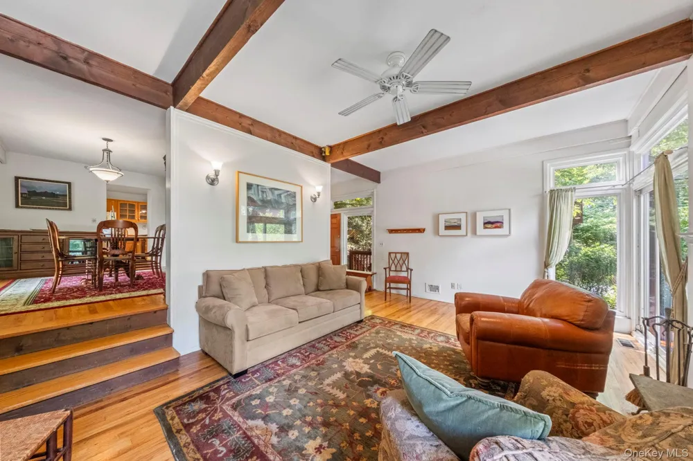 73 Bramblebrook Road Ardsley, NY 10502
