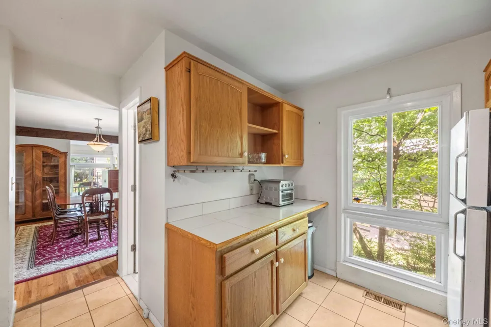 73 Bramblebrook Road Ardsley, NY 10502
