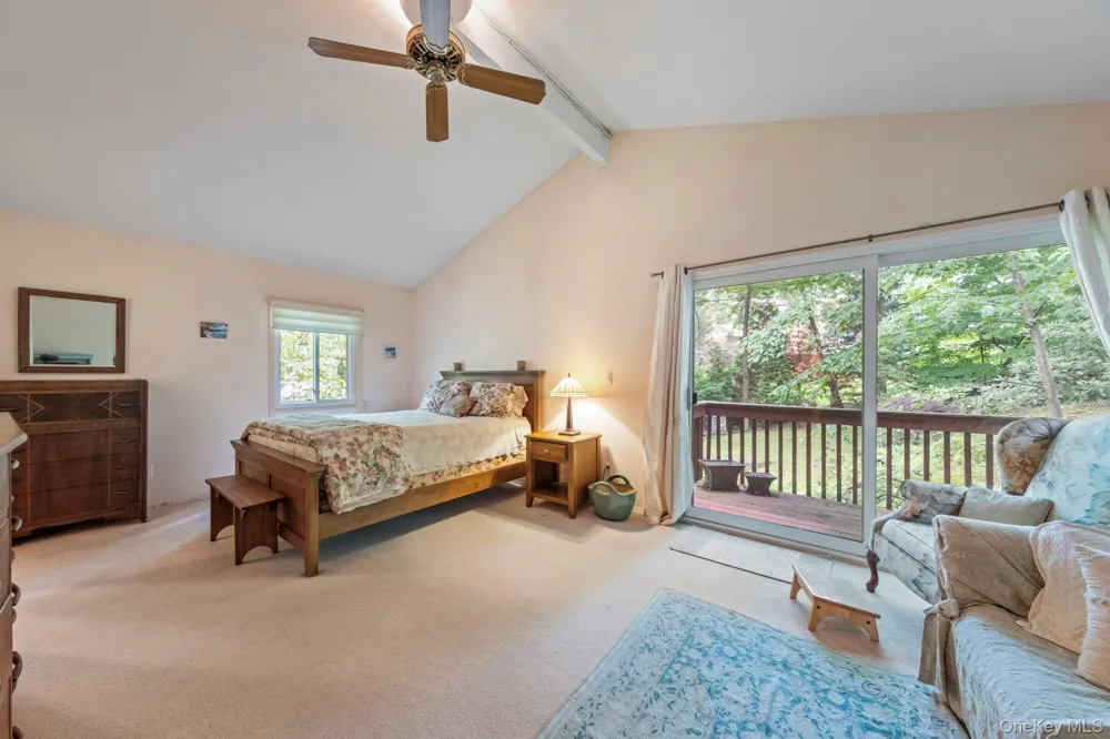 73 Bramblebrook Road Ardsley, NY 10502