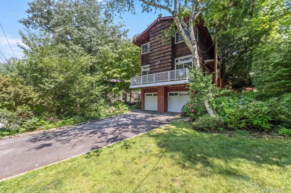 73 Bramblebrook Road Ardsley, NY 10502