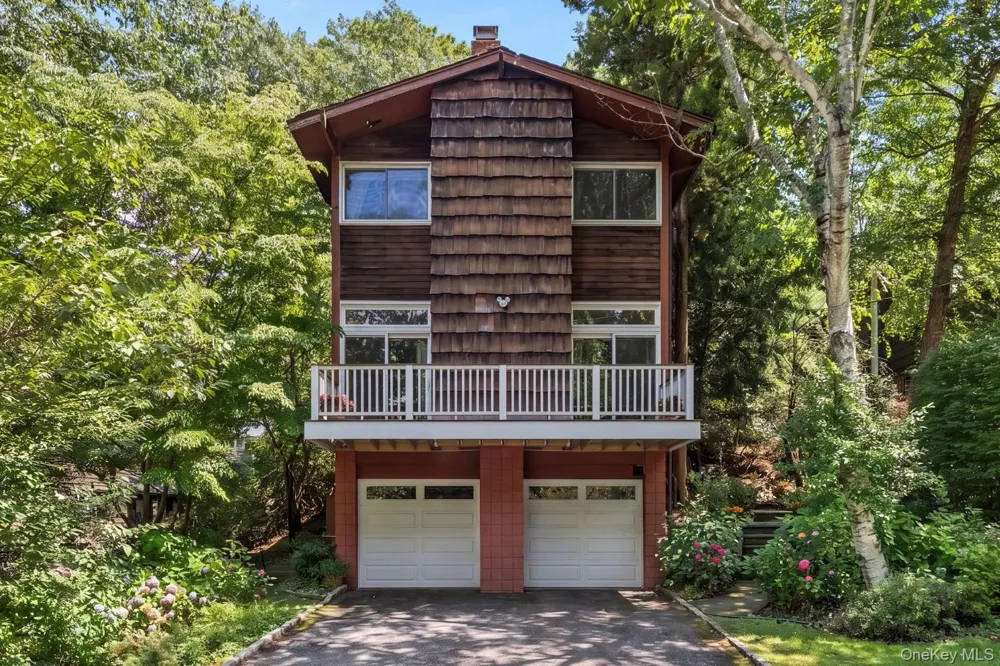 73 Bramblebrook Road Ardsley, NY 10502