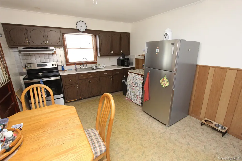 42 5th Avenue S Huntington Station, NY 11746