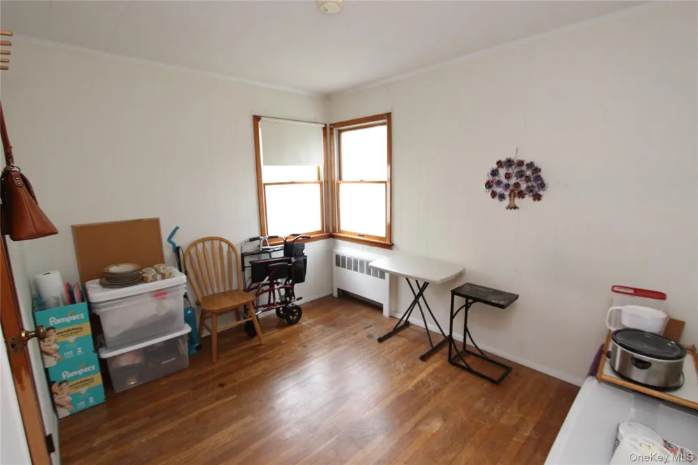 42 5th Avenue S Huntington Station, NY 11746