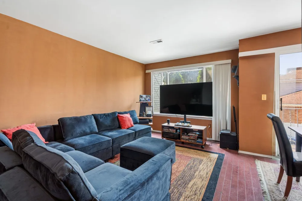 110 Vogel Loop Staten Island, NY 10314