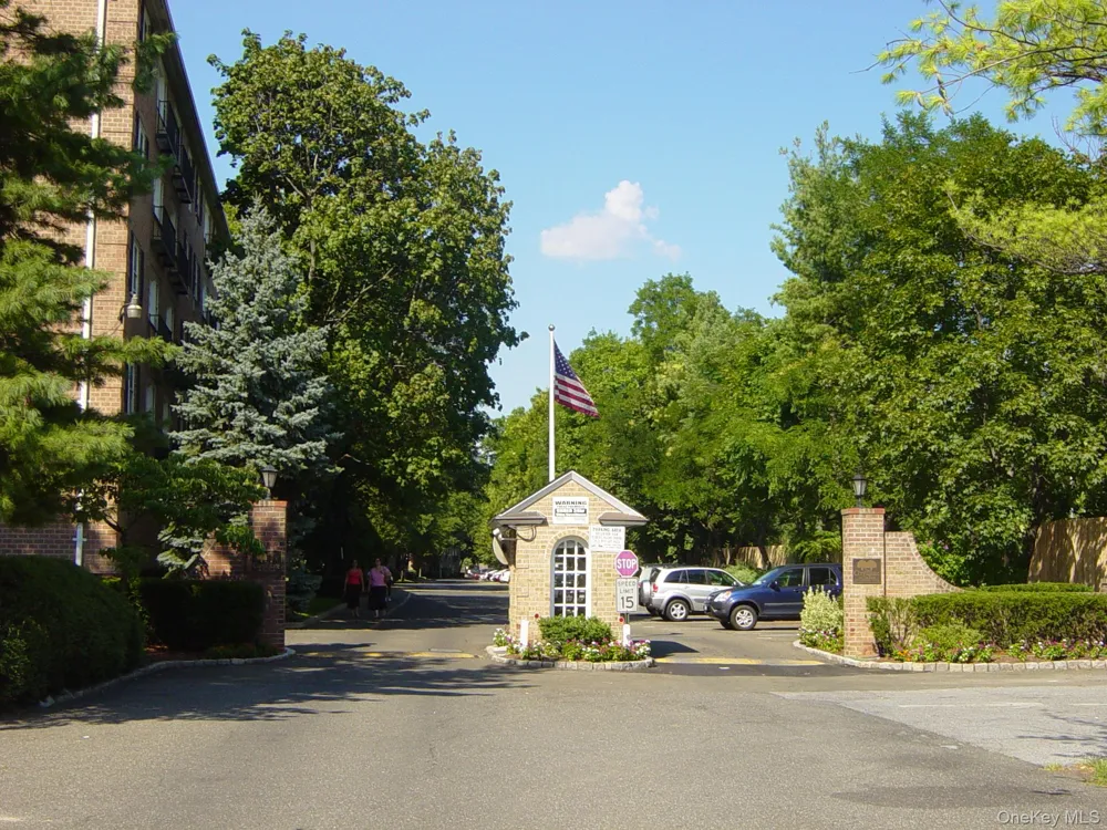 1 Consulate Drive #3K Tuckahoe, NY 10707
