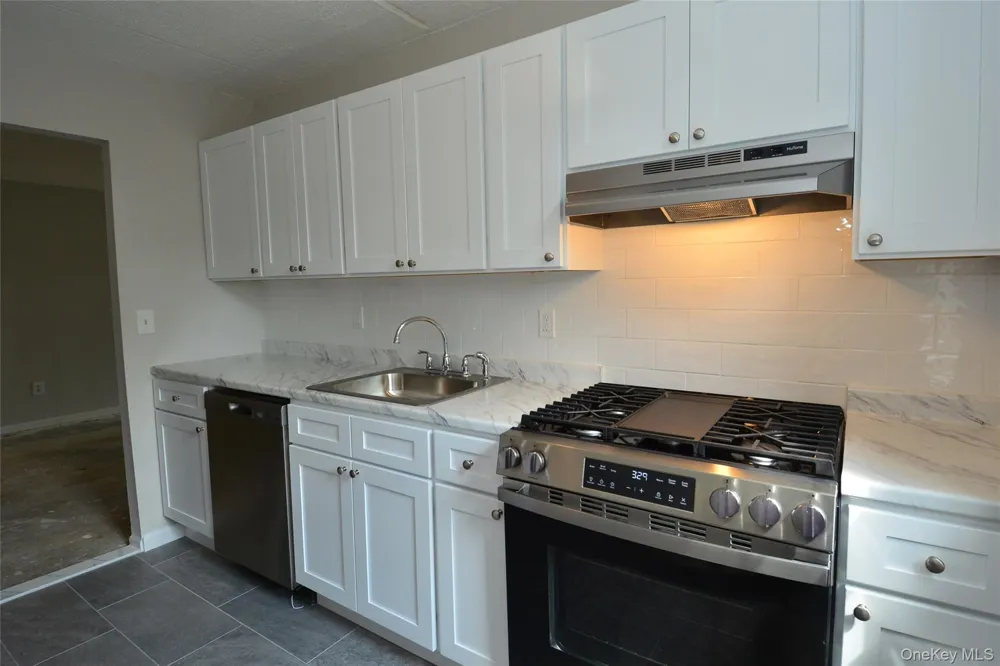 1 Consulate Drive #3K Tuckahoe, NY 10707