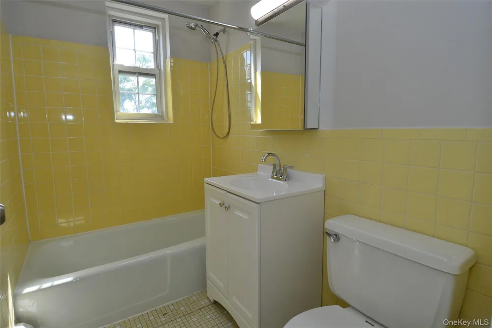 1 Consulate Drive #3K Tuckahoe, NY 10707