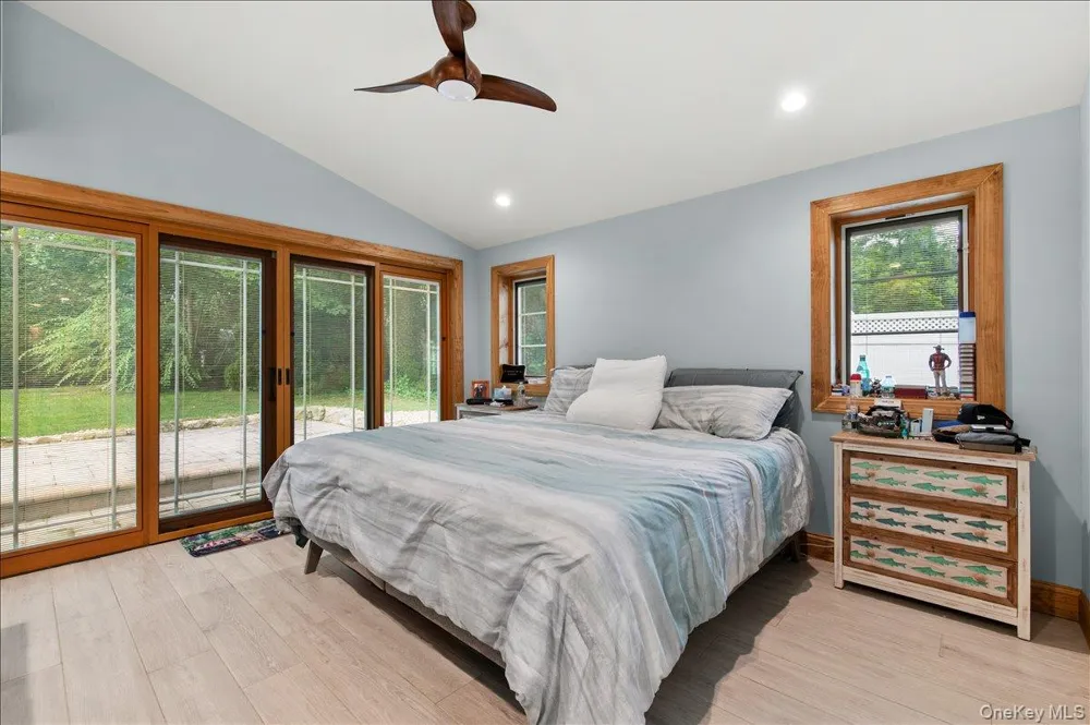 9 Donald Drive Old Bethpage, NY 11804