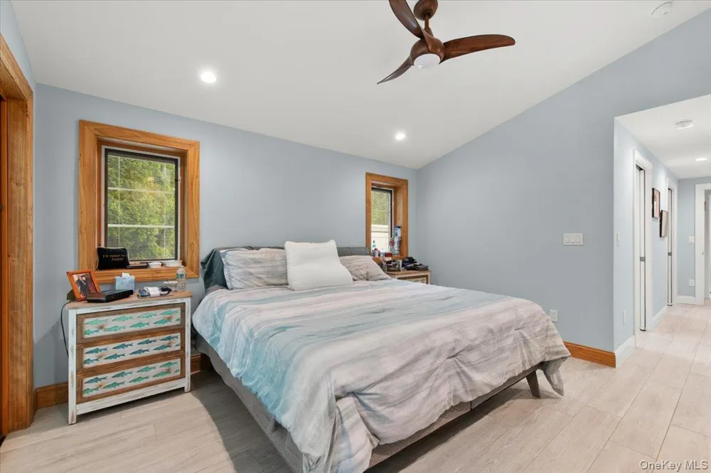 9 Donald Drive Old Bethpage, NY 11804
