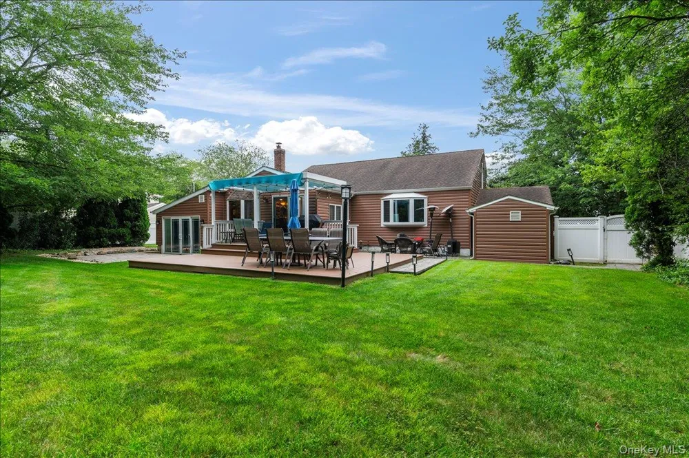 9 Donald Drive Old Bethpage, NY 11804