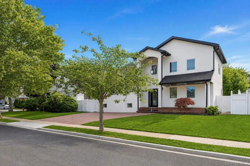 949 Midway Woodmere, NY 11598