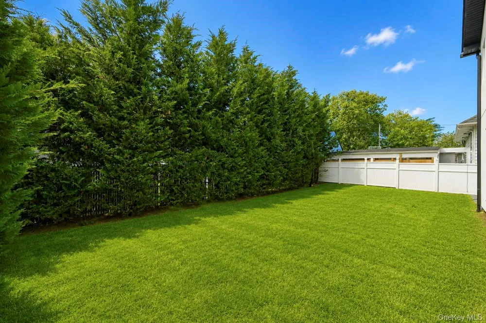 949 Midway Woodmere, NY 11598