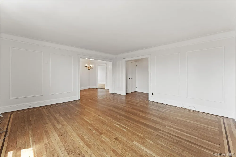 42 Pondfield W #6D Bronxville, NY 10708