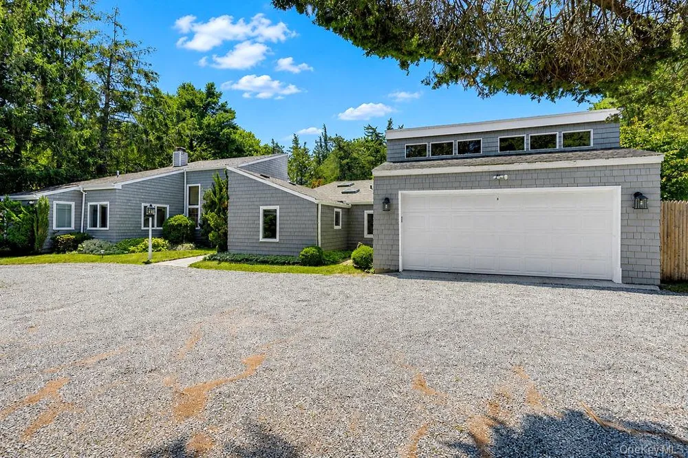 7 Tuthill Lane Remsenburg, NY 11960
