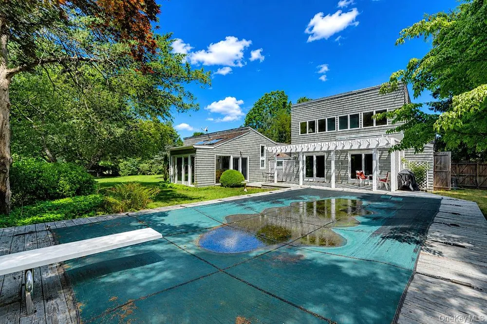 7 Tuthill Lane Remsenburg, NY 11960