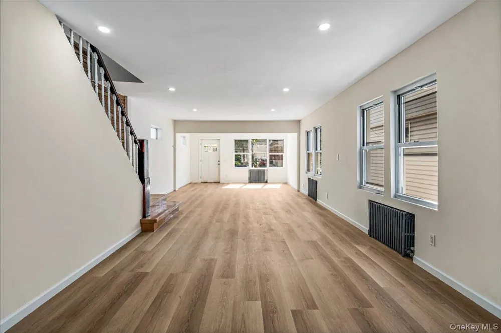 6134 Parsons Boulevard Fresh Meadows, NY 11365