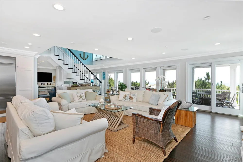 879 Oceanfront Long Beach, NY 11561