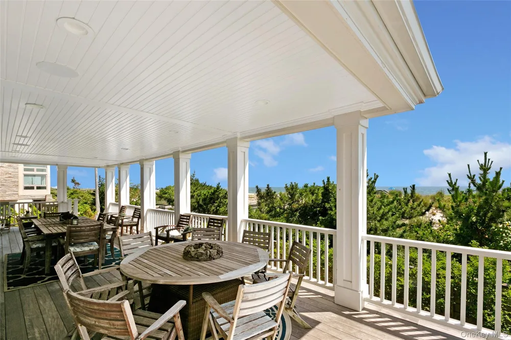 879 Oceanfront Long Beach, NY 11561