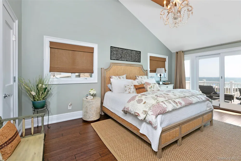 879 Oceanfront Long Beach, NY 11561