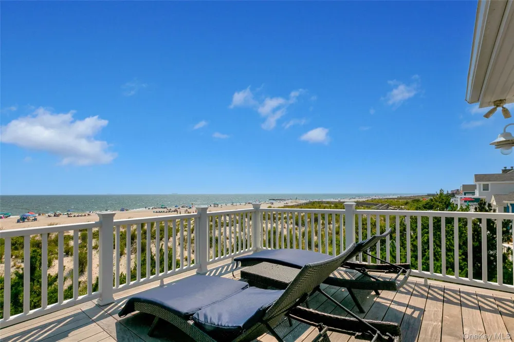 879 Oceanfront Long Beach, NY 11561