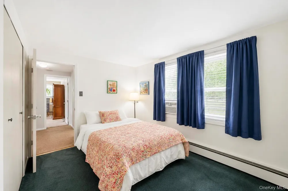 4 Beaverdale Lane Stony Brook, NY 11790