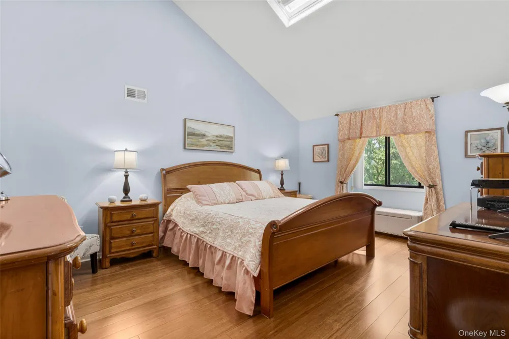 59 Chester Lane Nanuet, NY 10954