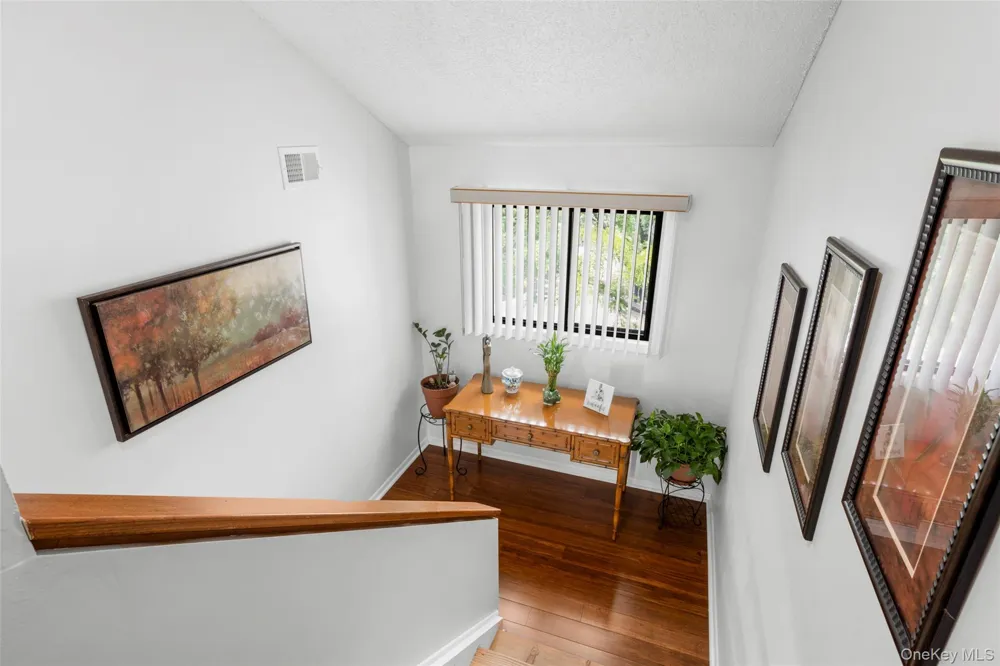 59 Chester Lane Nanuet, NY 10954